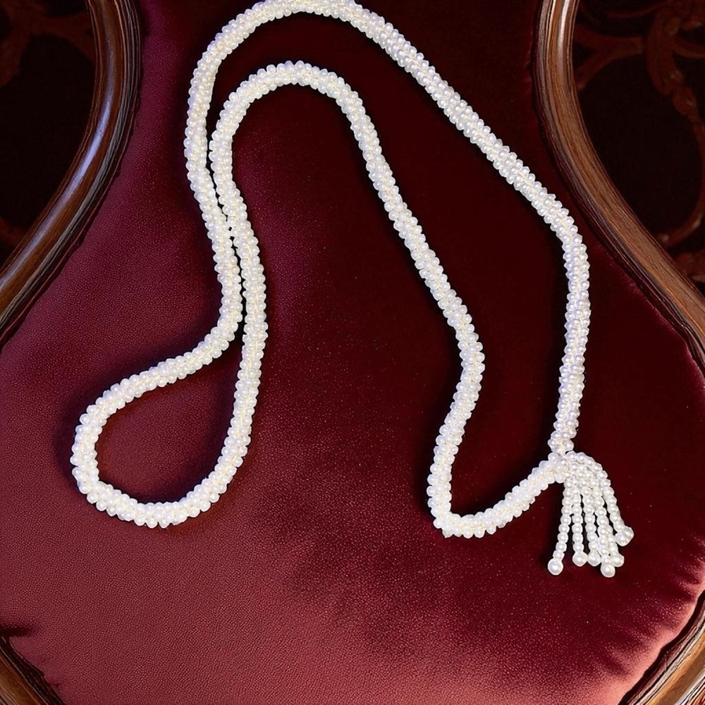 Vintage Elegant White Faux Pearl Necklace Strand